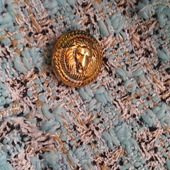 Beautiful Jacket. - Picture 8 of 8